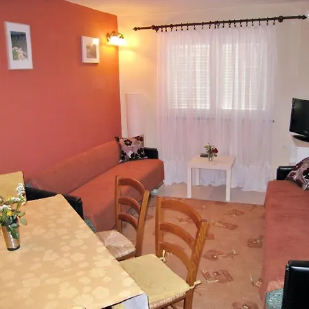 Ferienwohnung Fuer 6 Personen Ca 80 Qm In Cizici, Kvarner Bucht Krk *