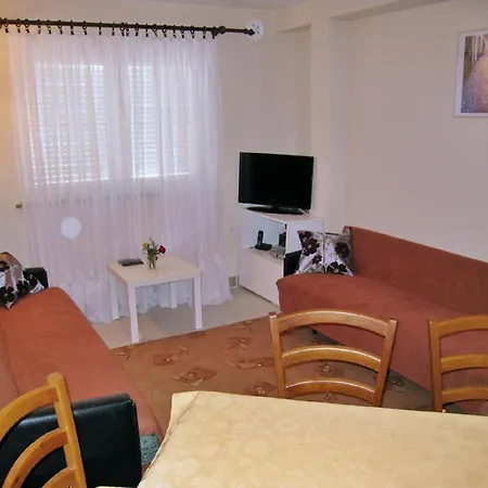 Ferienwohnung Fuer 6 Personen Ca 80 Qm In Cizici, Kvarner Bucht Krk * Čižići