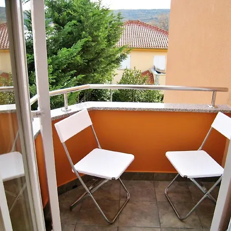 Ferienwohnung Fuer 6 Personen Ca 80 Qm In Cizici, Kvarner Bucht Krk * Čižići